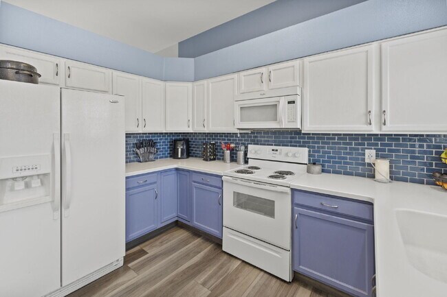 Building Photo - Spacious 4-Bedroom Home with Fenced Yard, 2-Car Garage & Scenic Views in Cheyenne Meadows