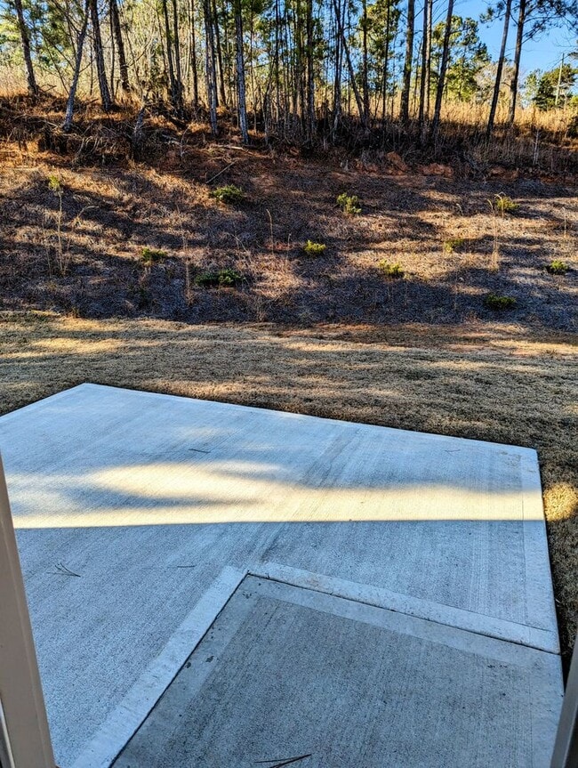 Building Photo - Beautiful 2 Bedroom 2 Bath off of Meriweather Road** Rent Special**