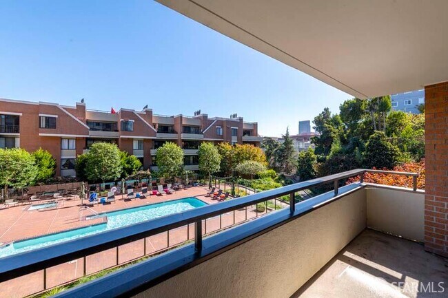 Building Photo - 101 Lombard St