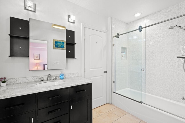 Building Photo - Luxury Estate with Sparkling Pool & Elegant Amenities