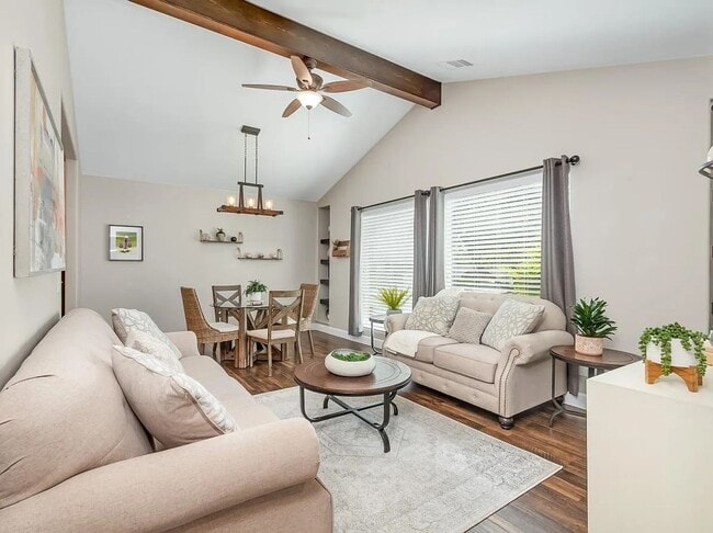 Building Photo - Beautifully Updated North Fresno 3/3
