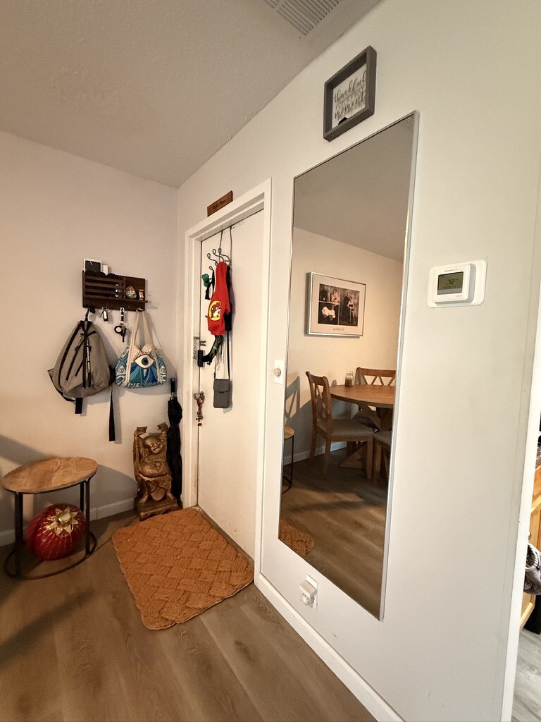 Front Door Entrance - 40 Sheoah Blvd