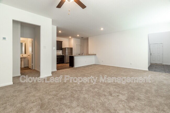 Building Photo - 3994 Turtle Creek