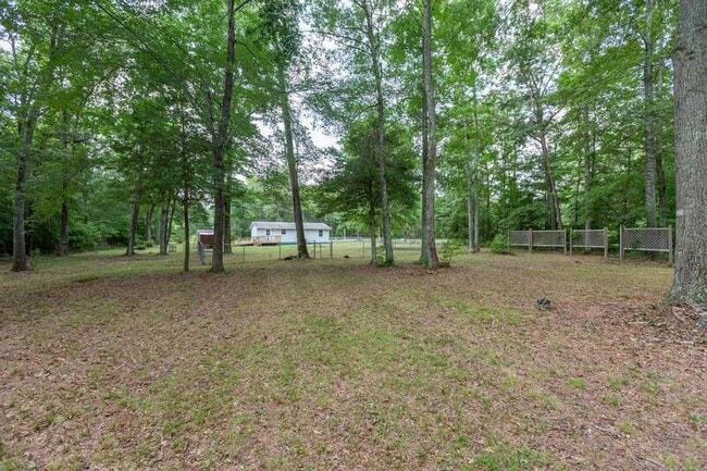 Building Photo - 7155 Gatewood Rd