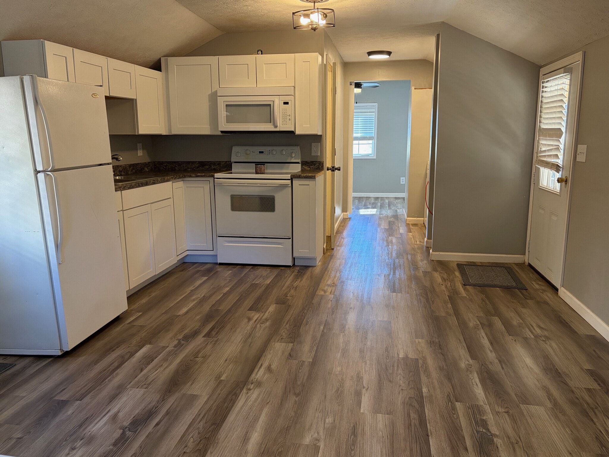 Building Photo - 1470 Gulley River Rd