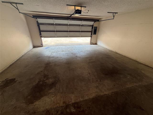 Building Photo - 5883 Westhaven Dr