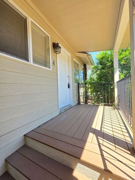 Building Photo - 39 E Westview Ave