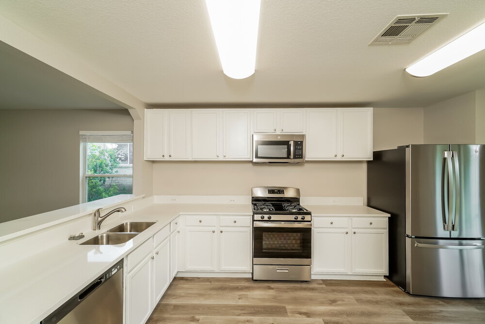 Building Photo - 117 Mood Lake Dr