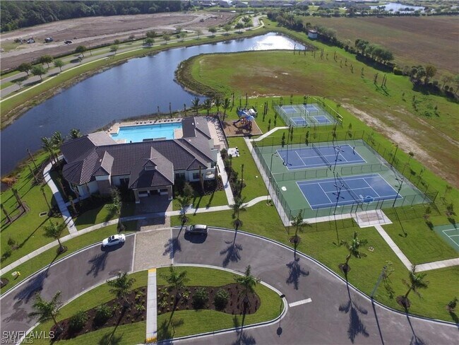 Building Photo - 14498 Cantabria Dr