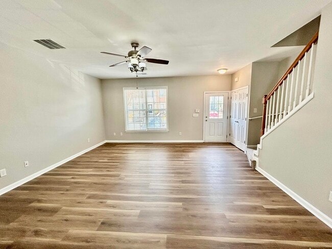 Building Photo - 1042 Prestwyck Ct