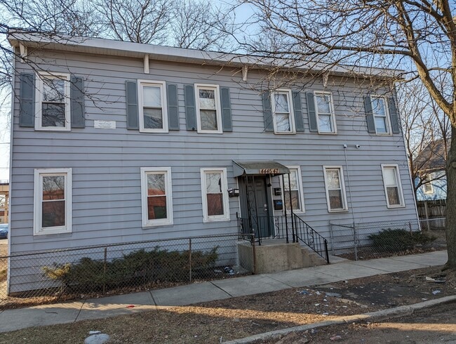 Primary Photo - 4447 W Carroll Ave