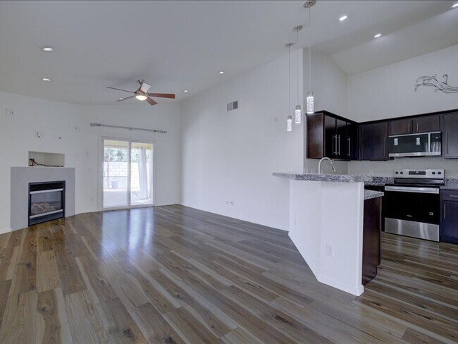 Building Photo - Spacious 4-Bedroom Home with Private Pool & Large Enclosed Backyard!