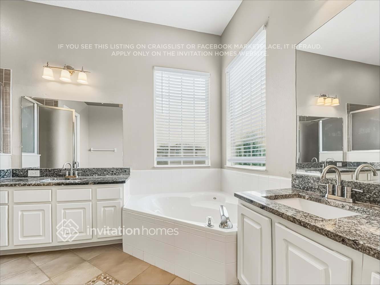 Building Photo - 13115 Canna Lily Dr