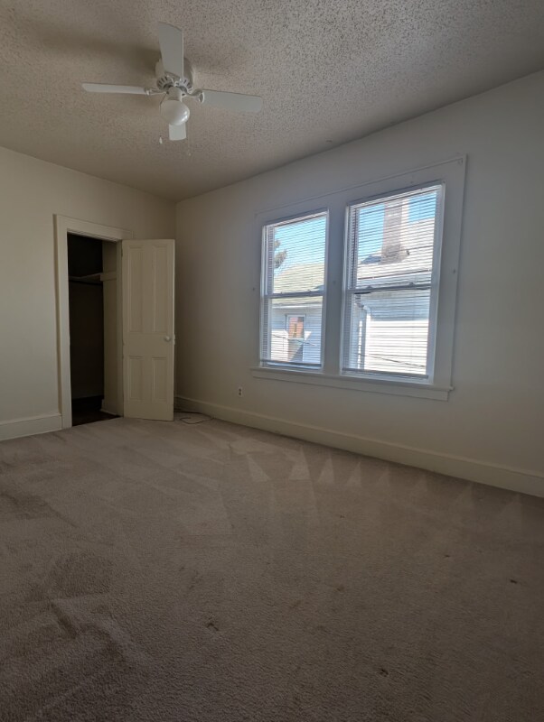 Building Photo - 43 Willow St