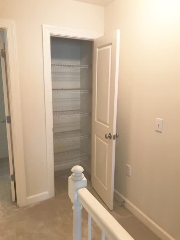 Building Photo - 660 Friendway Rd