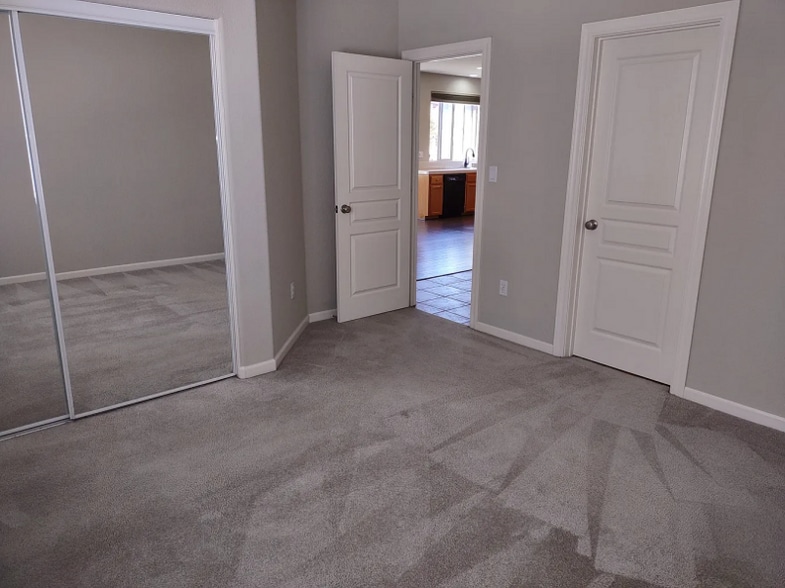 Building Photo - 5069 Wilmont Ct