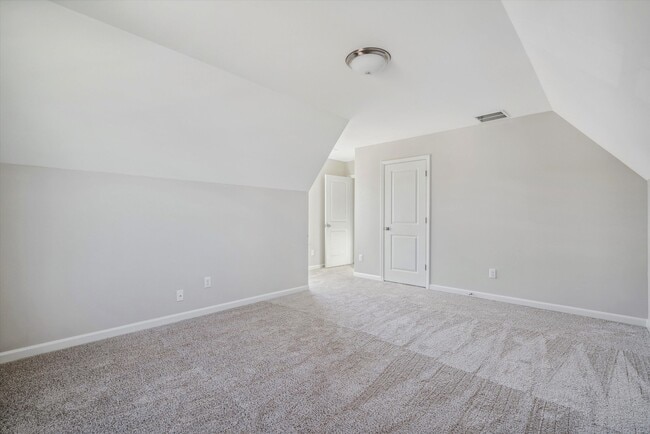 Building Photo - 90 Downy Birch Cv