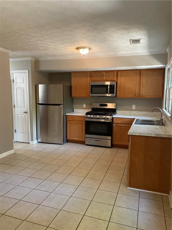 Building Photo - 1370 Kennesaw Trace Ct