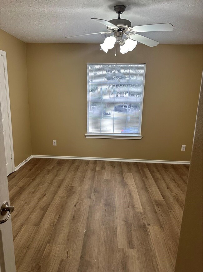 Building Photo - 14404 LILYGATE Ct