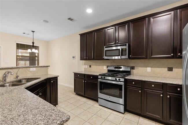 Building Photo - 4855 Palomar Ln