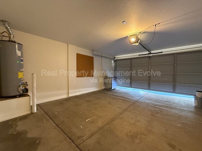 Building Photo - 12539 W Medlock Dr