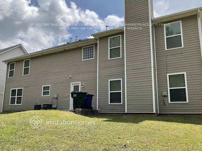 Building Photo - 4291 Ash Tree St SW
