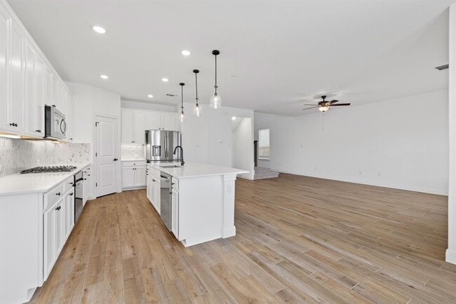 Building Photo - 240 Harbors Ln