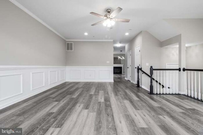 Building Photo - Charming 3BR, 2.5bath Townhome in Waldorf