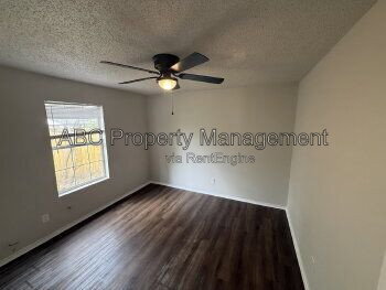 Building Photo - 306 E Thurman St