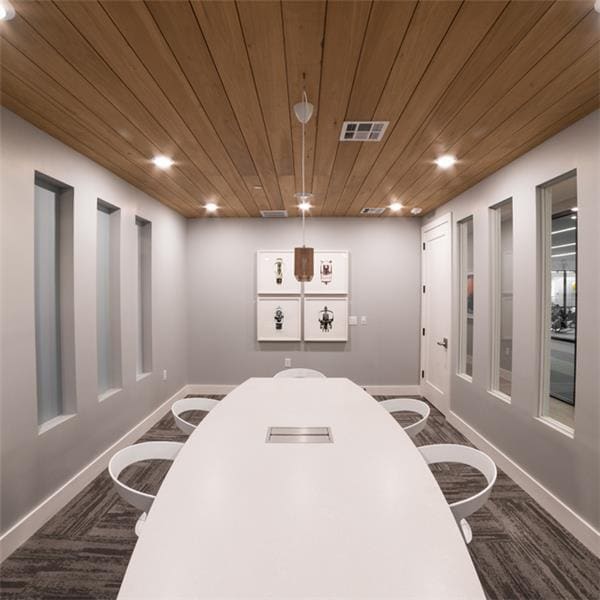 Building Photo - 1300 W 5th St