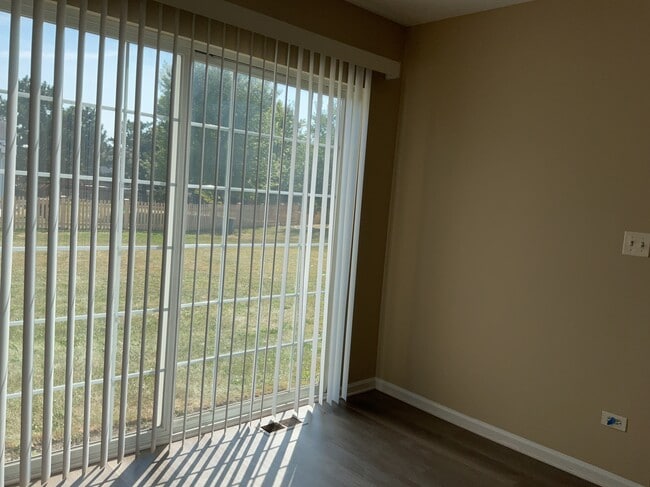 Building Photo - 1844 Courtwright Dr