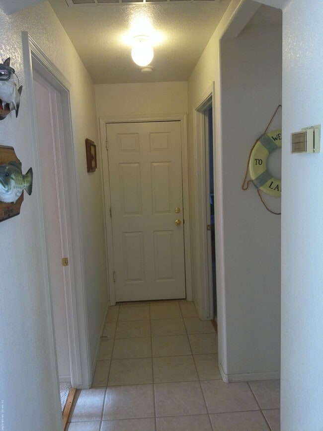 Building Photo - Winter rental