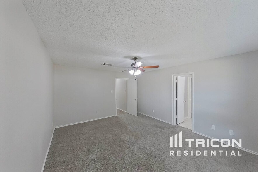Building Photo - 4229 Estes Park Cir