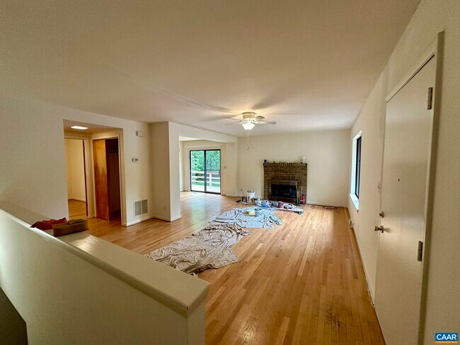 Building Photo - 143 Lake Saponi Dr