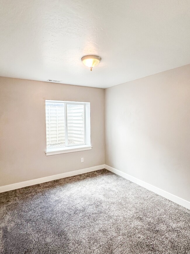 Building Photo - 4441 Wynridge Ln