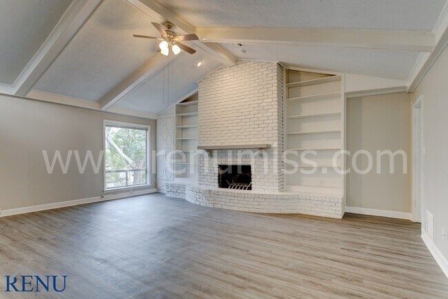 Building Photo - $0 APPLICATION FEE!!!