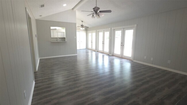 Building Photo - 1119 Montour Dr