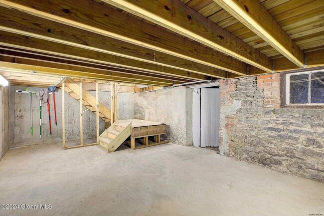 Building Photo - 449 2nd St