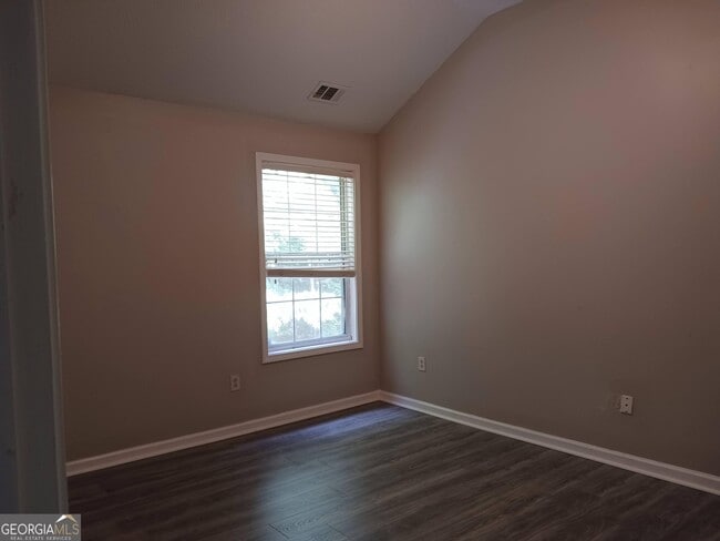 Building Photo - 6857 Mahonia Pl