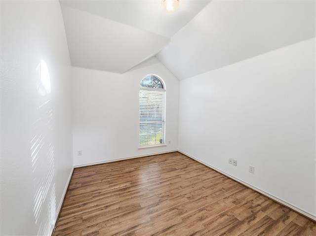 Building Photo - 11250 Luckenbach Dr