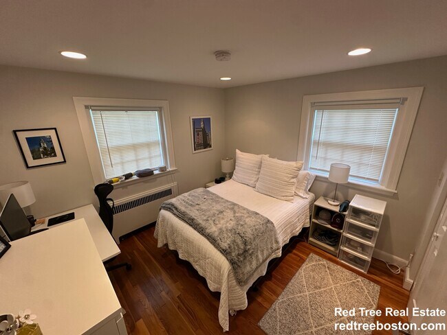 Building Photo - 67 Wyman St