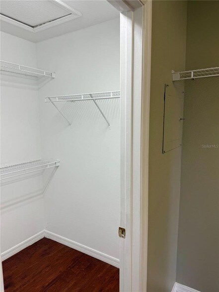 Building Photo - 1037 Berkeley Dr