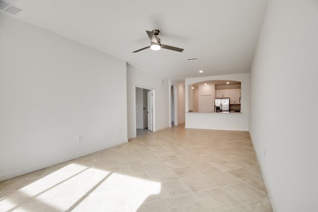 Building Photo - 5512 Sapphire Stone Cv