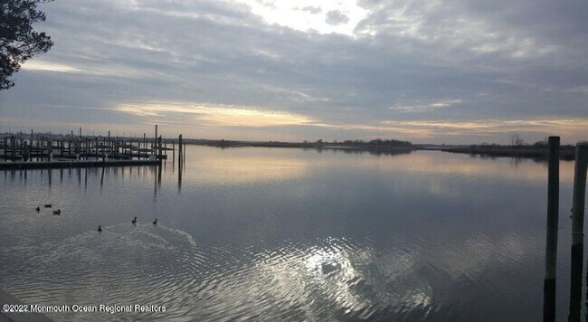 Building Photo - 1382 Ocean Ave