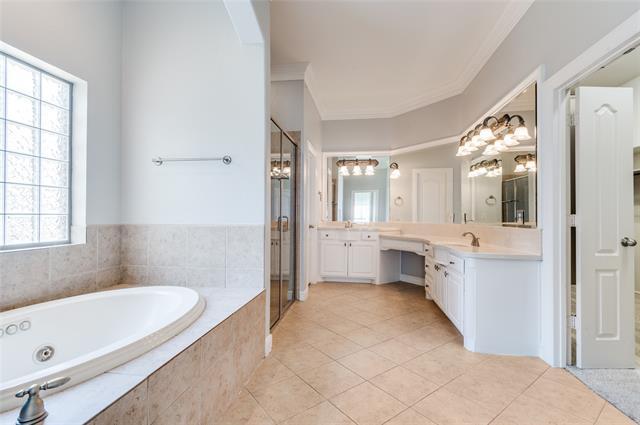 Building Photo - 1804 Kendall Ct