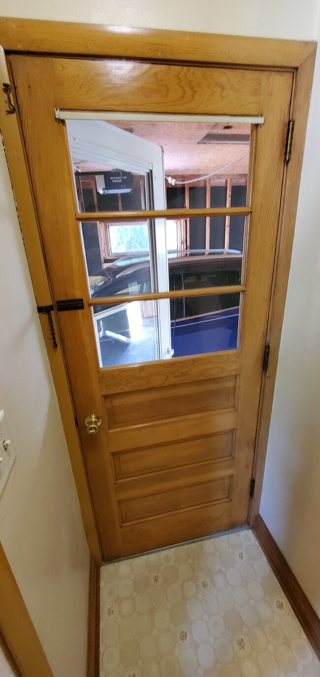 Building Photo - 1163 Higgins Ave