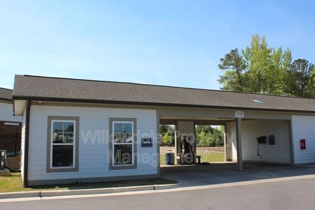 Building Photo - 2715 Chert Ln