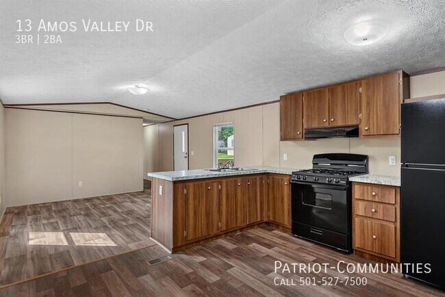 Building Photo - 13 Amos Valley Dr