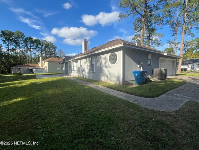 Building Photo - 410 Jax Estates Dr N