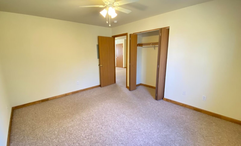 Building Photo - 525 Sir Benjamin Way